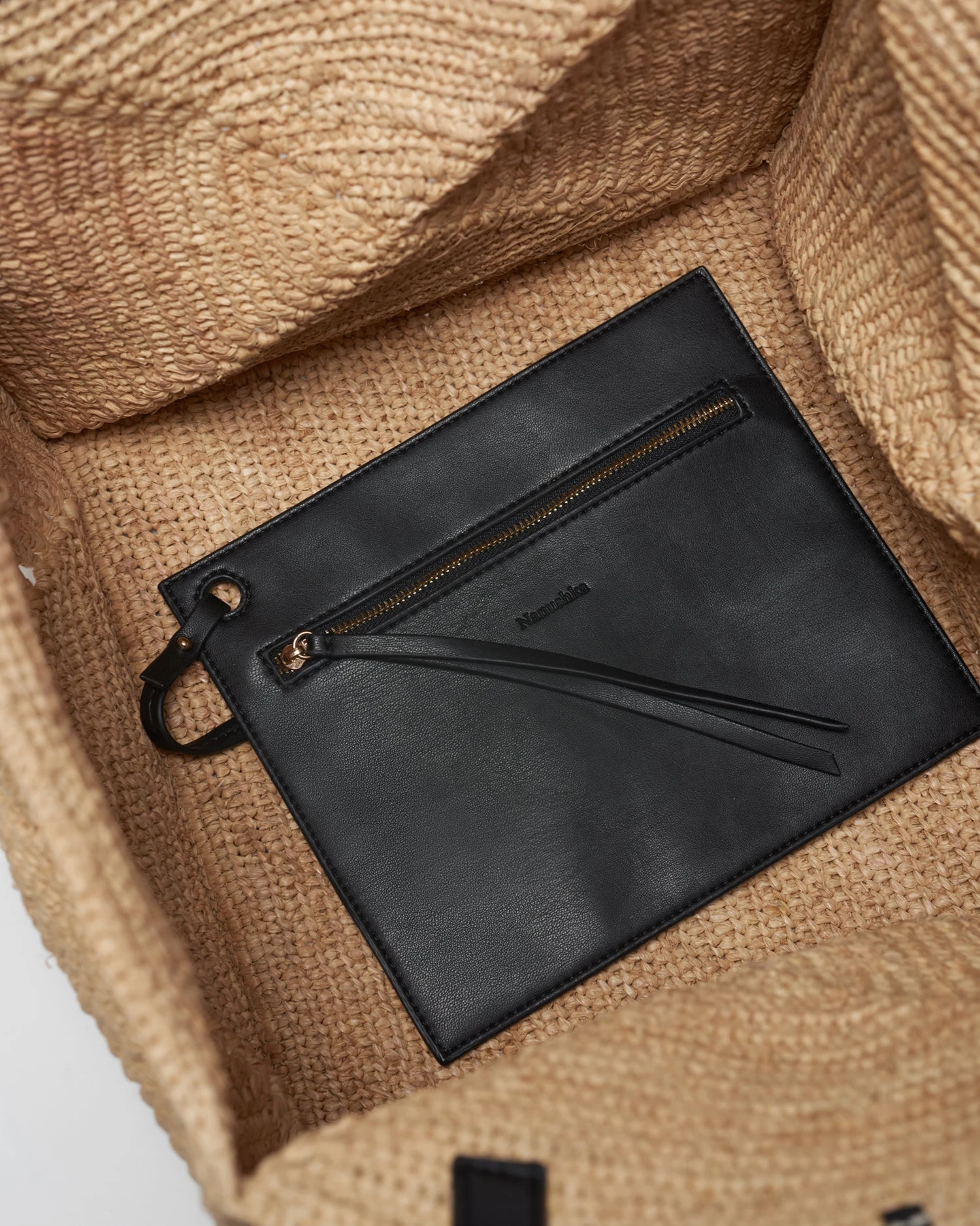 Nanushka Origami Tote Large - Raffia Charm Tote - Natural/Black 7 Nanushka Origami Tote Large - Raffia Charm Tote - Natural/Black - Image 7