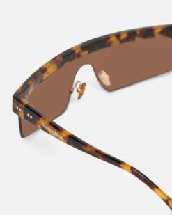 Nanushka Callias - Bio-Plastic Sunglasses - Dark Amber -Nanushka Fashion Store CALLIAS DARKAMBER BIOPLASTIC 03
