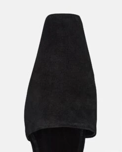 Nanushka Maimu - Leather Point-Toe Flats - Black -Nanushka Fashion Store MAIMU BLACK SUEDE 05 1af6b841 ecb8 4d7b 9391 1704d320ac8f