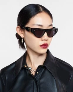 Nanushka Emme - Bio-Plastic Cat-Eye Sunglasses - Black -Nanushka Fashion Store NU23CRSG00471 EMME BLACK BIO PLASTIC 03