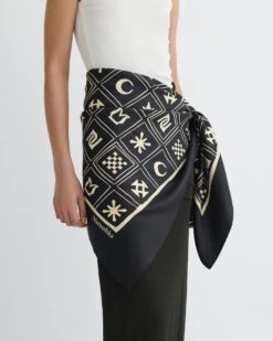 Nanushka Miani - Printed Silk Scarf - Off Black/Beige Kopjafa