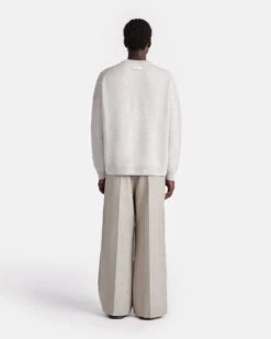 Nanushka Joyann - Plush Cashmere Sweater - Gray 17 Nanushka Joyann - Plush Cashmere Sweater - Gray -Nanushka Fashion Store NU24FWSW01393 JOYANN GREY PLUSH CASHMERE 02