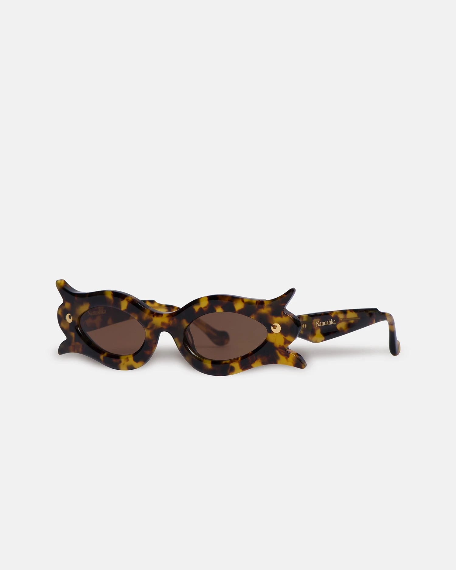 Nanushka Tully - Bio-Plastic Floral-Shaped Sunglasses - Dark Amber 2 Nanushka Tully - Bio-Plastic Floral-Shaped Sunglasses - Dark Amber - Image 2