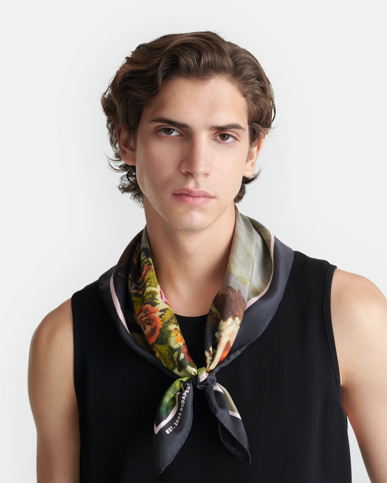 Nanushka Shoul - Printed Silk Scarf - Books 3 Nanushka Shoul - Printed Silk Scarf - Books - Image 3