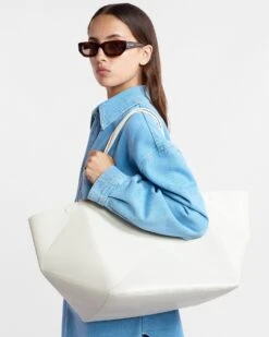 Nanushka Origami Tote Large - Alt-Nappa Tote - Off White -Nanushka Fashion Store NW22PFBG05771 THE ORIGAMI TOTE LARGE OFF WHITE ALT NAPPA 02