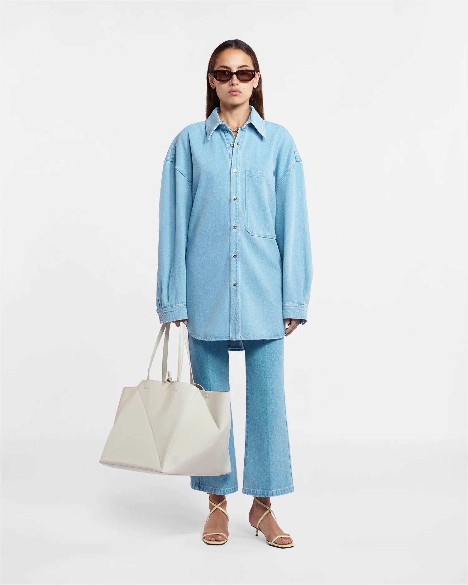 Nanushka Fashion Store -Nanushka Fashion Store NW23CRTP00451 AARNA ECO LIGHT WASH DENIM 02