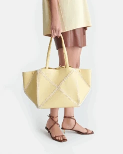 Nanushka Origami Tote - Alt-Nappa Crochet Tote - Moonbeam/Crème -Nanushka Fashion Store NW24CRBG07111 THEORIGAMITOTE MOONBEAM CREME ALT NAPPA