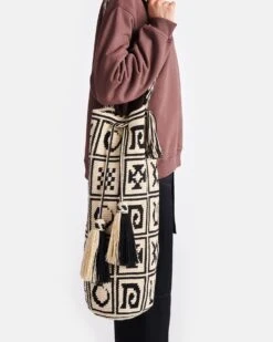 Nanushka Wayuu Symbol Maxi - Crocheted Bucket Bag - Kopjafa Black/Creme -Nanushka Fashion Store NW24FWBG17699 BUCKET BAG ELONGATED KOPJAFA BLACK CREME CROCHET 01 2