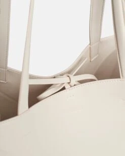 Nanushka Origami Tote Large - Alt-Nappa Tote - Off White -Nanushka Fashion Store THEORIGAMITOTELARGE OFFWHITE VEGANNAPPA 05